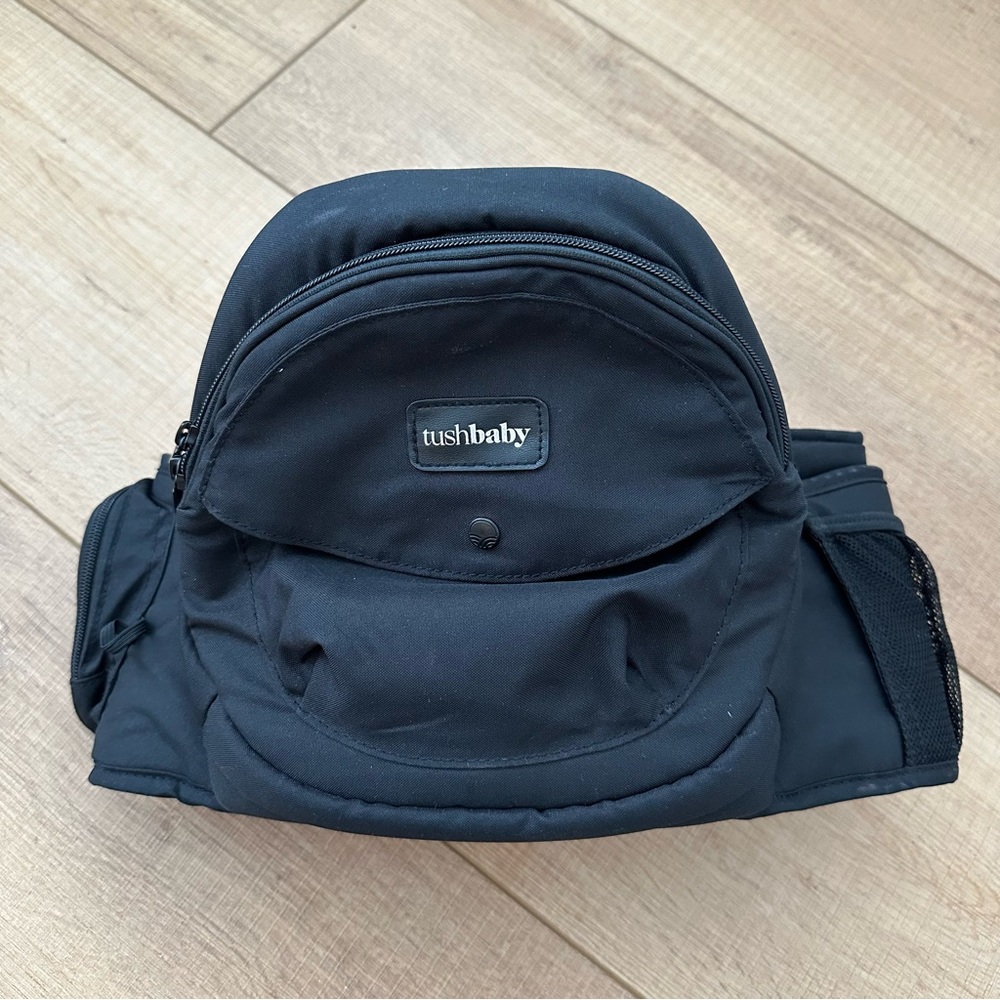 Black Tushbaby Hip Carrier